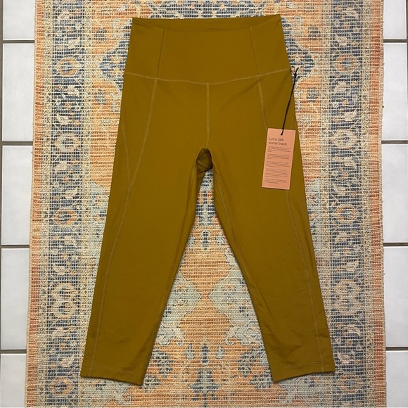 NWT Girlfriend Collective High Waist Capri Leggings Small Olive Green - Picture 2 of 9